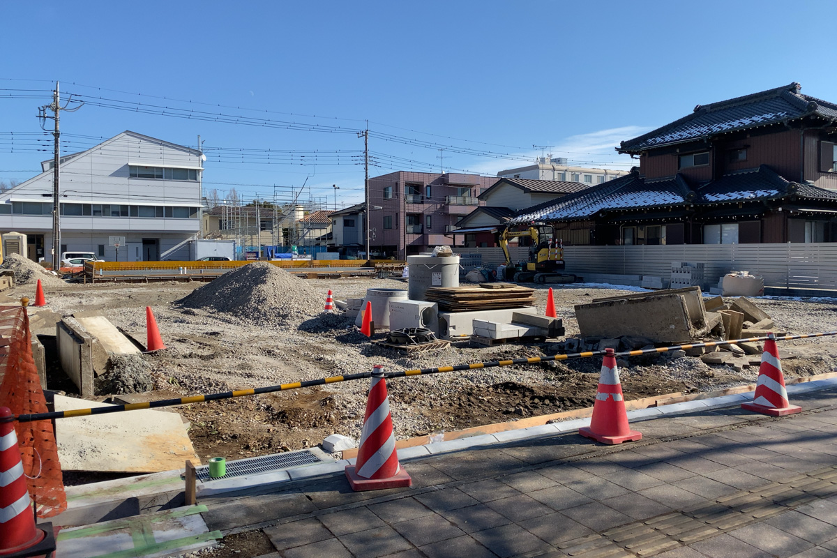 セブンイレブン吉川駅南店がオープン予定、オープン日は現時点で不明、けやき通り沿いファミリーカットの向かい側 : 三郷ぐらし - 埼玉県三郷市の地域情報ブログ