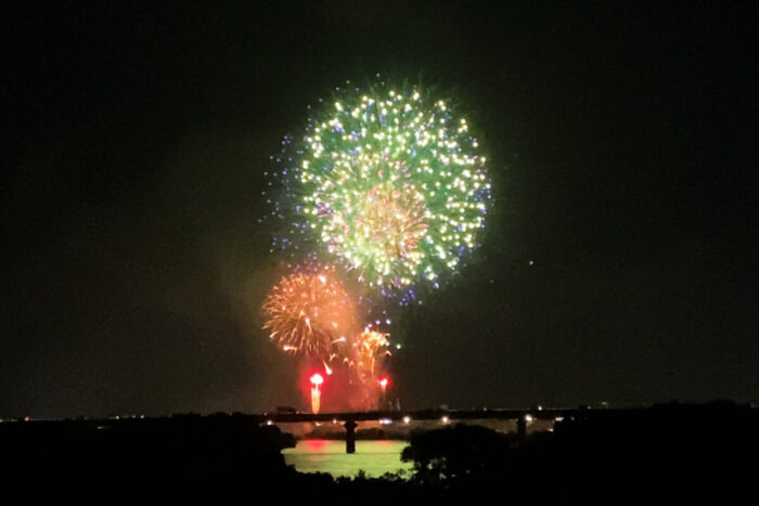 松戸花火大会 in 2023 を江戸川を挟んだ三郷市側から家族で鑑賞、動画